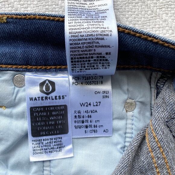 Levi’s Premium Ribcage Straight Ankle Jeans Medium Blue Women’s Size 24 - Picture 12 of 16